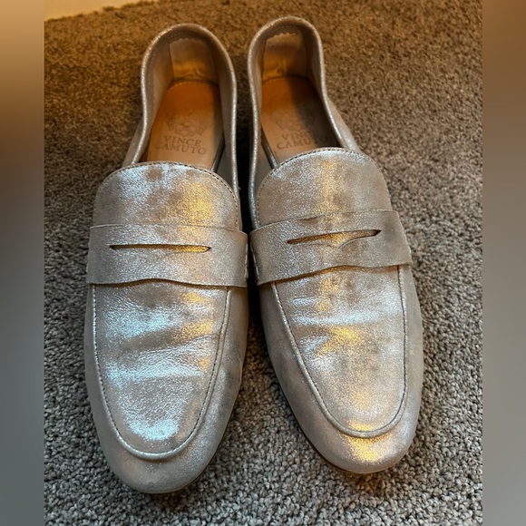 Vince Camuto Macinda metallic silver penny loafer flat - Picture 1 of 6